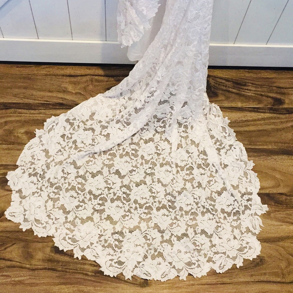 Grace Loves Lace Wedding Dress (1) - Picture 7 of 14